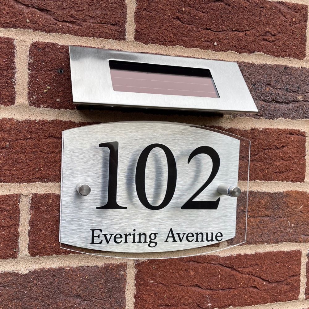 Personalised Curve Metal Acrylic Door Sign with Solar Light (DBCurve_Solar)